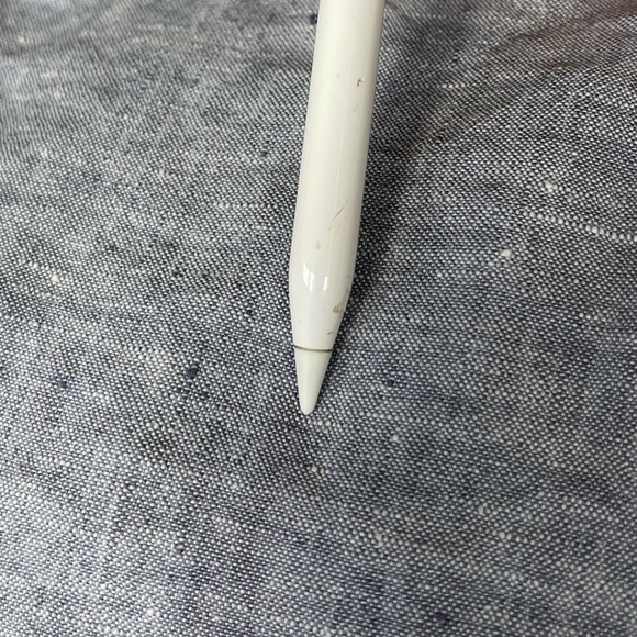 1st Generation Apple Pen - Picture 5 of 8